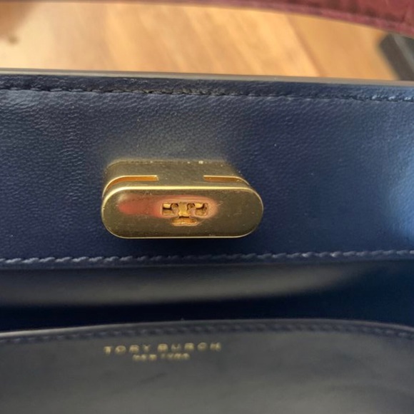 Tory Burch-SOLD - Picture 6 of 16